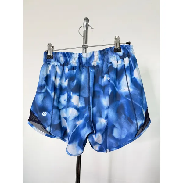 Lululemon Hotty Hot Short II 4 Tall Blue Tie Dye Running Shorts Women Size 4 - Image 3