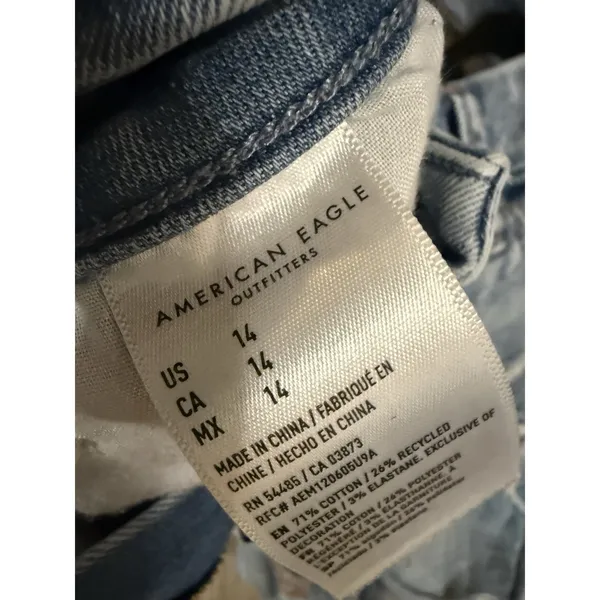 American Eagle Women's 14 Curvy Hi Rise Shortie Denim Shorts Distressed - Image 4