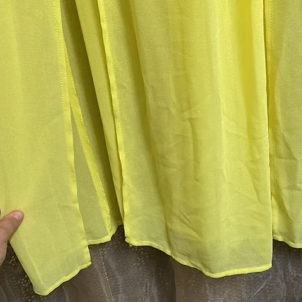 NWT No Boundaries crochet trim neon yellow maxi dress Juniors size S (3-5) - Image 5