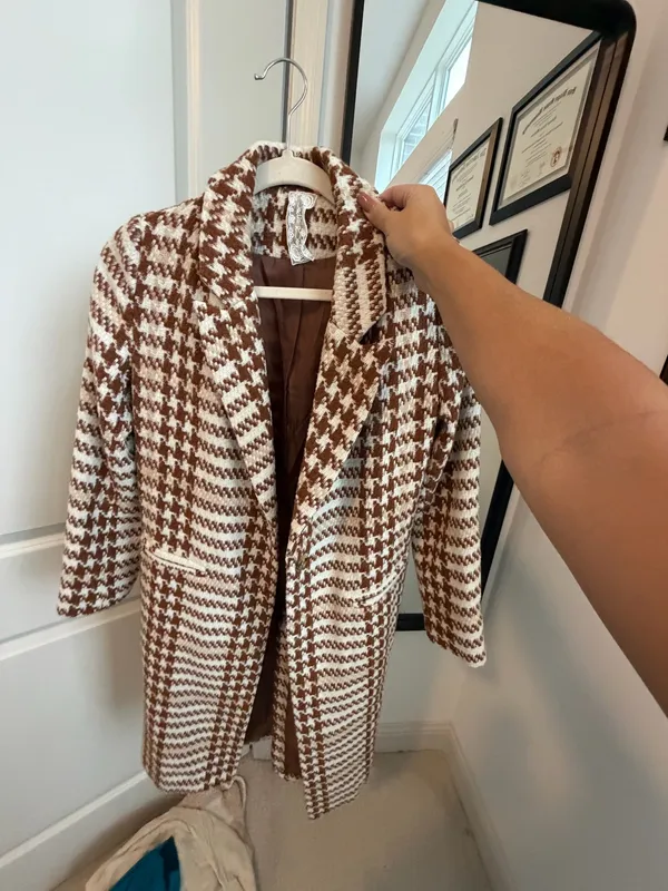 Boutique Long Coat - Image 5