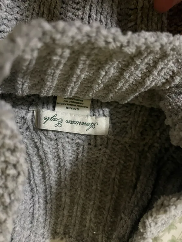 American Eagle sweater  - Image 2
