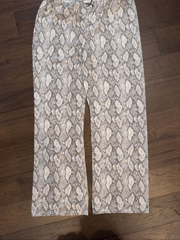 Primark Leopard Lace Cami Pajamas Size Medium NWT - C27-086 - Image 8