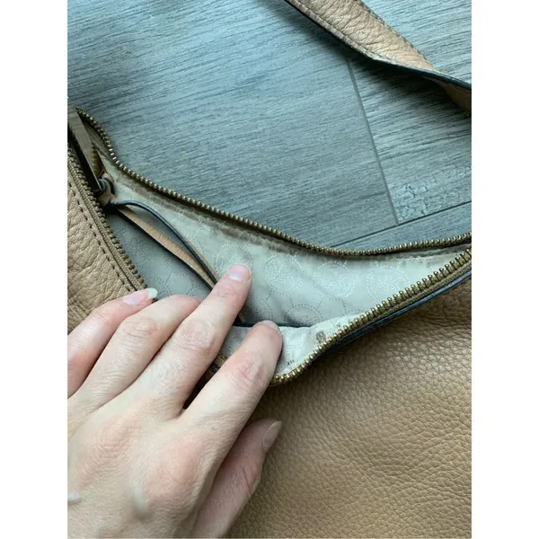 Michael Kors Rhea zip Shoulder Bag 100% leather in Suntan beige tan hobo - Image 7