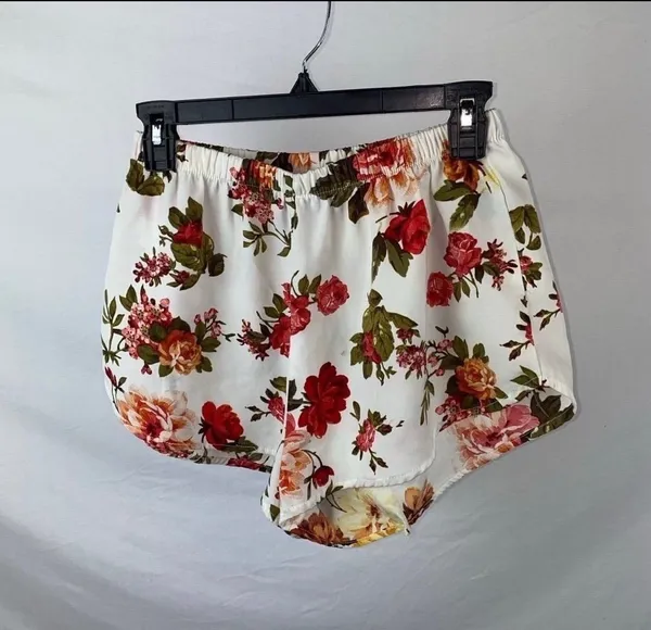 Shorts Multiple Size M - Image 6