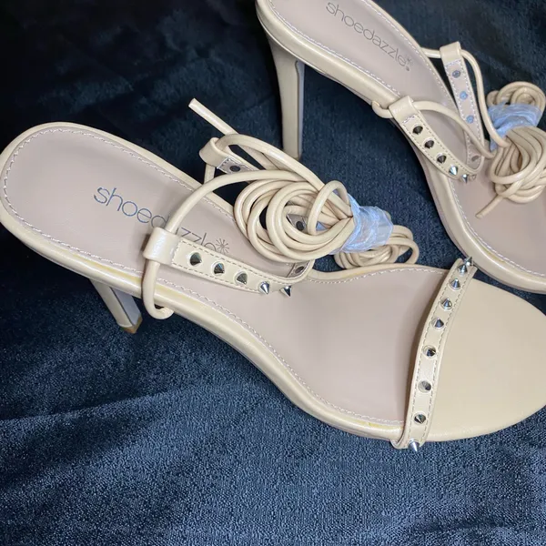 ✨ NEW ShoeDazzle Size 8.5 Nicoletta Nude Beige Studded Strappy Sandals Stilettos Heels $50.00 ✨ - Image 13