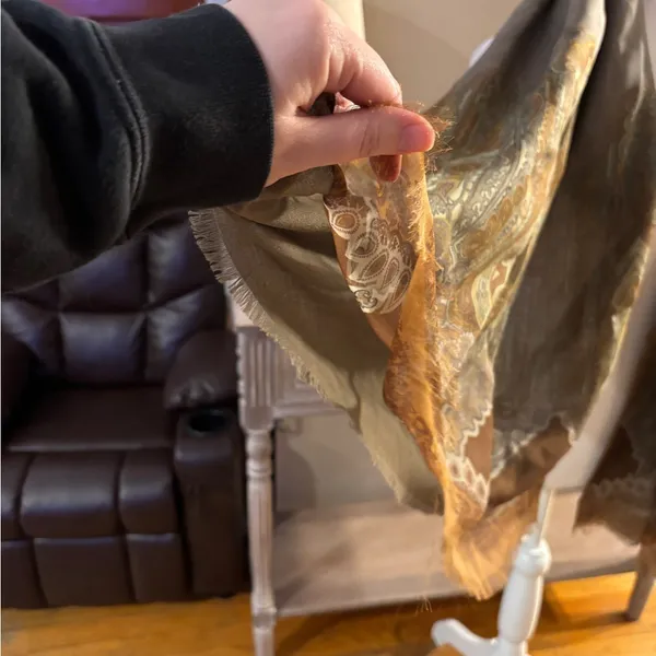 Elegant Paisley Scarf in Brown and Gold - Image 4