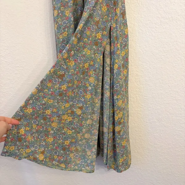 Natural Life Megan Dress M Smocked Ruffle Ditsy Floral Cottagecore Slit Green - Image 5