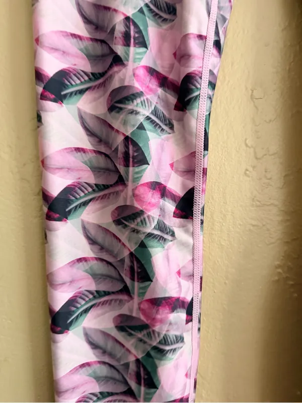 JoyLab Pink Leaf-Pattern Leggings - Image 2