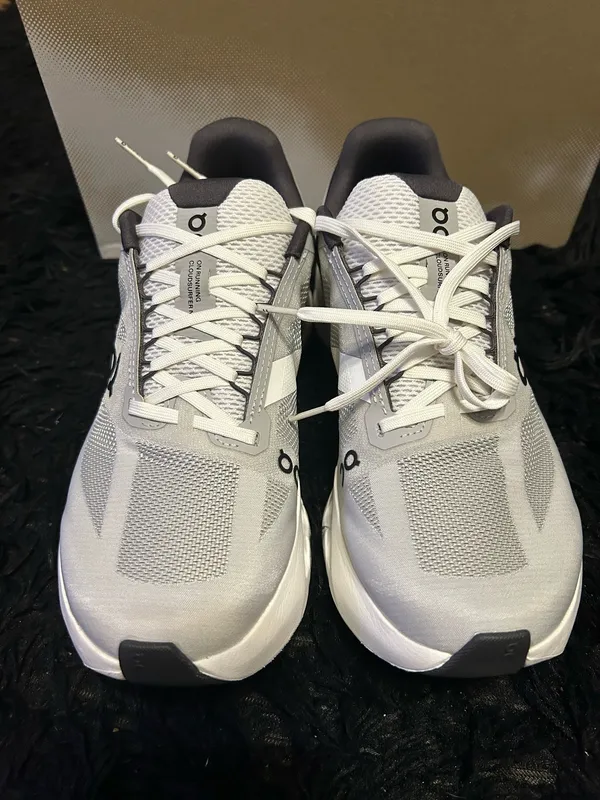 ON CLOUDSURFER Next Wide gray athletic training running shoes sneakers women’s 9 new - Image 7
