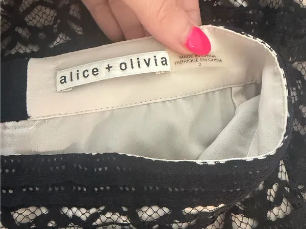 Alice + Olivia Ettley Lace Maxi Skirt Size 2 Black Ivory Lined Sheer Feminine - Image 4