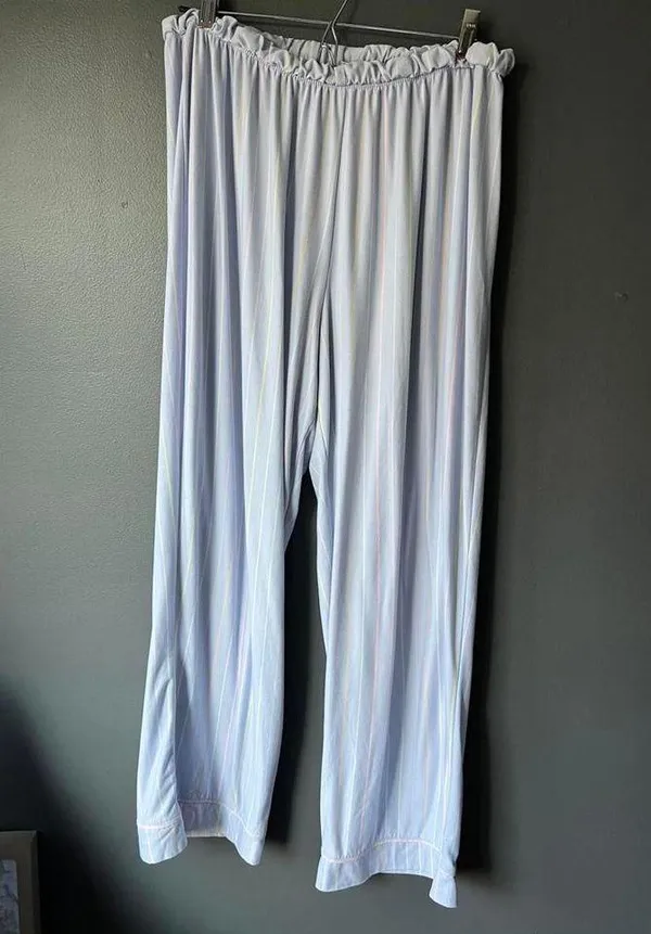 Relaxing Baby Blue Striped Pajama Set by Crown & Ivy size 1X - Image 7