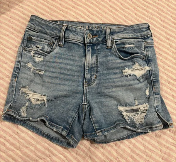 American Eagle Next Level Denim Midi Short - Image 2