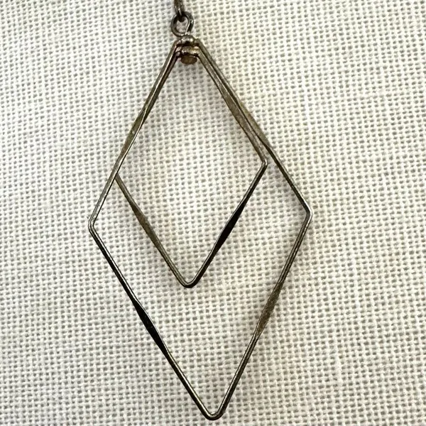 Silver tone geometric drop earrings - Image 3
