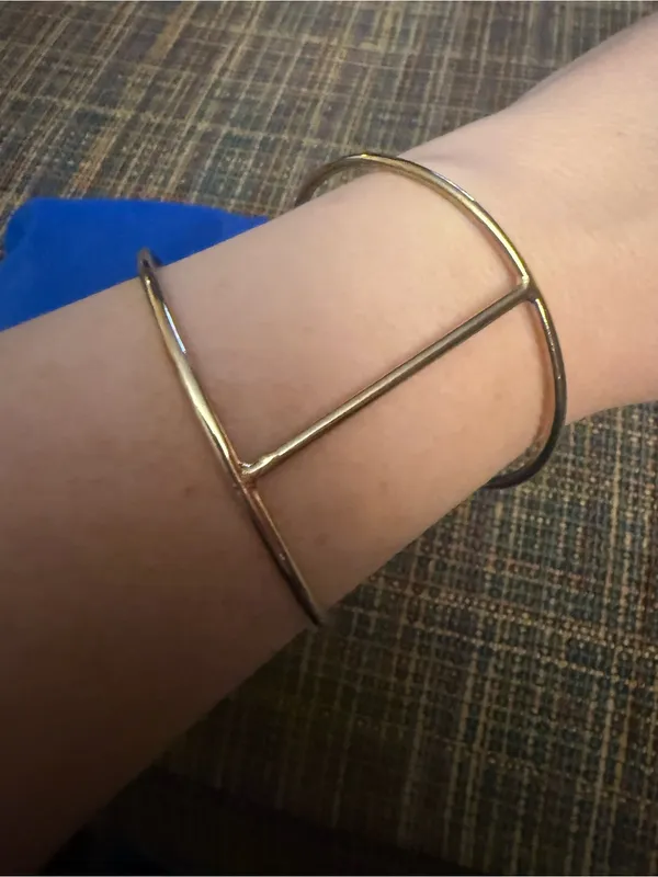 Emerald + Duv Joshua Tree Cage cuff bracelet Gold - Image 2