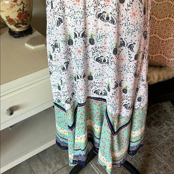 Mantaray white boho novelty monkey pineapple floral sleeveless maxi dress 14​ - Image 3