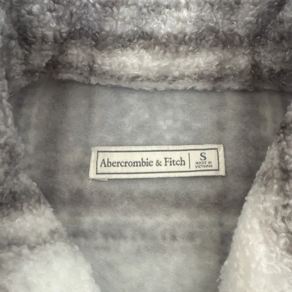 Abercrombie & Fitch plaid sherpa shacket - Image 4