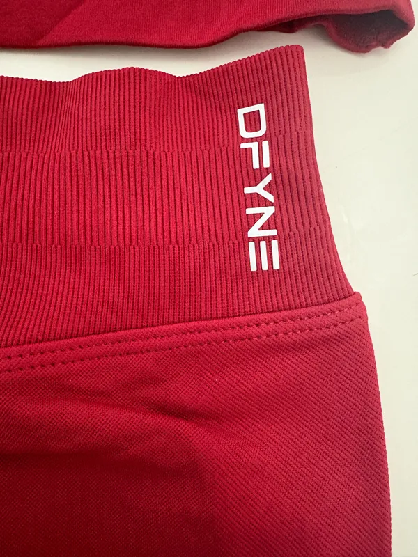 DFYNE set red medium  shorts and top new without tags - Image 2