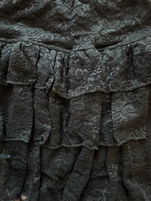 Amazon Two piece lace skirt and top set - Image 4