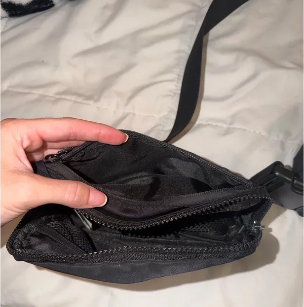 Lululemon Belt Bag - Image 5