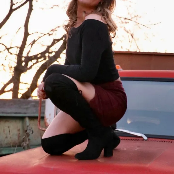 BLACK SUEDE THIGH - Image 2