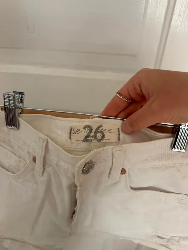 Free People White Denim Shorts - Image 4