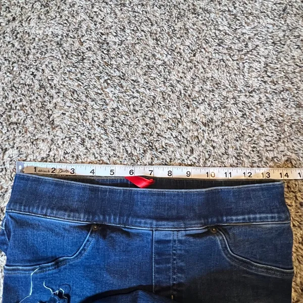 Spanx Ankle Jean Ish Leggings Dark Wash Distressed Raw Hem Skinny‎ Size Medium - Image 3