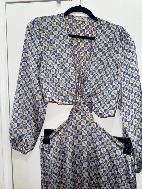 Eilsta by CSN women’s dress size L 100% Pol Silk - Image 2
