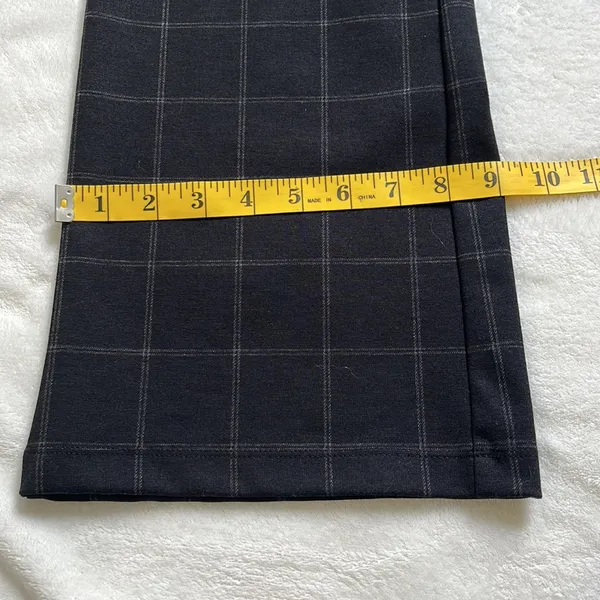Max Studio Women’s Pants Size Medium - Image 10