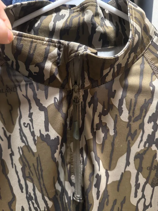 Mossy Oak Long Sleeve quarter zip lightweight camo - Image 3