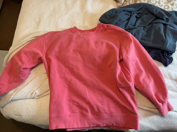 Lululemon Perfectly Oversized Crew - Image 4