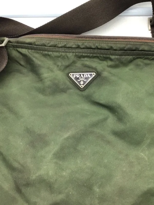 Authentic Vintage Prada Green Nylon Shoulder Bag | Serial 31 | As-Is - Image 9