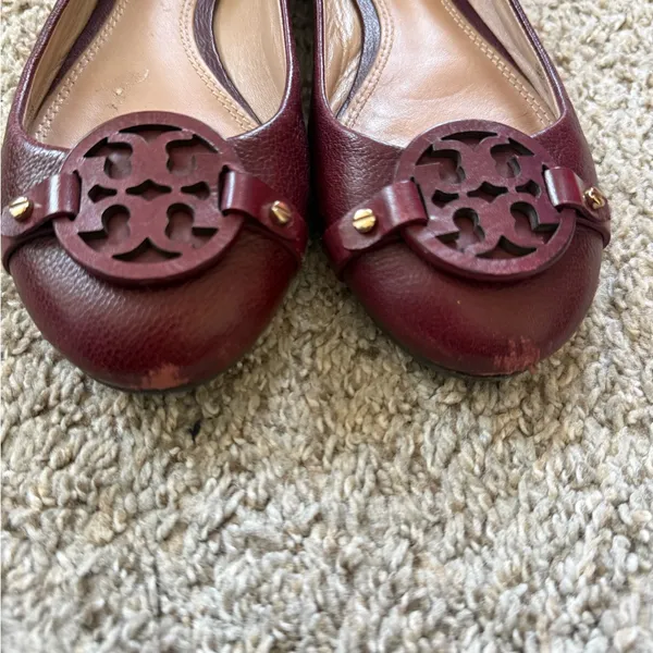 Tory Burch Mini Miller Burgundy Flats - Image 9