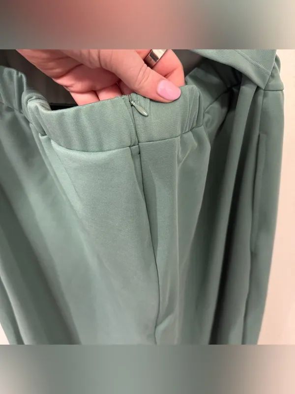 NWOT Halara Green V Neck Sleeveless Ruched Pocket Jumpsuit-Easy Peezy - Image 7