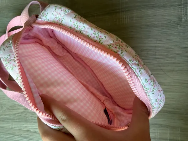 Francesca‘s boutique cross over bag!!🌷💗🫰 - Image 5