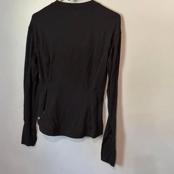 Lululemon Size 8 Close to Crossing Long Sleeve shirt Black Active #1000 - Image 8