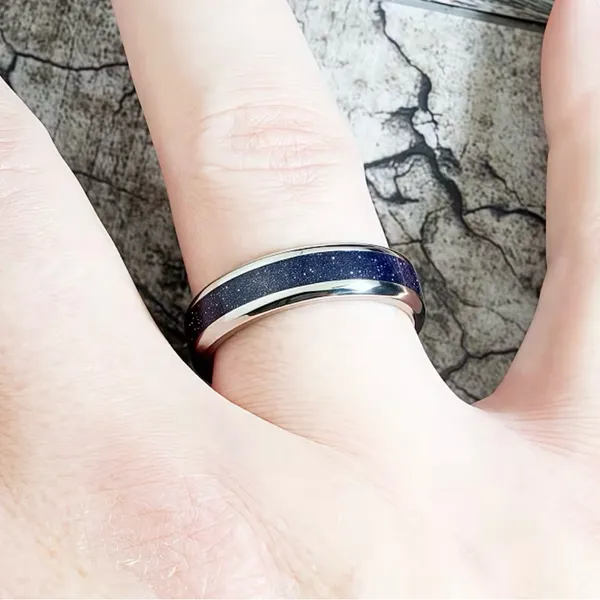Women’s Luxury 316L Stainless Steel Silver Nebula Design 8mm Band Size 7 - Image 5