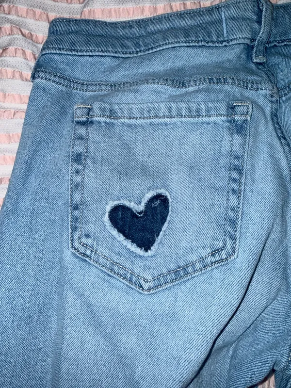 Y2K hollister light wash flare heart patchwork jeans - Image 5