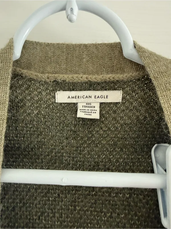 American Eagle cardigan - Image 2