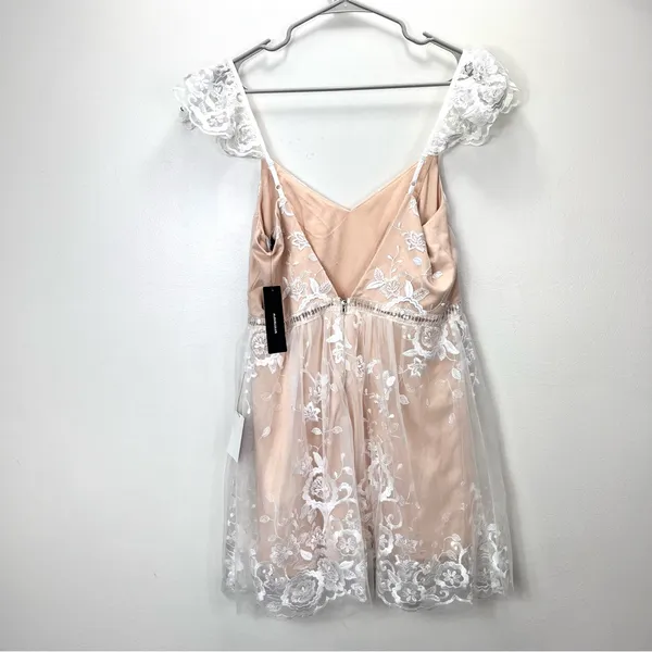 NWT Lulus Twirl‎ the Night Away White Embroidered Lace Mini Skater Dress LARGE - Image 7
