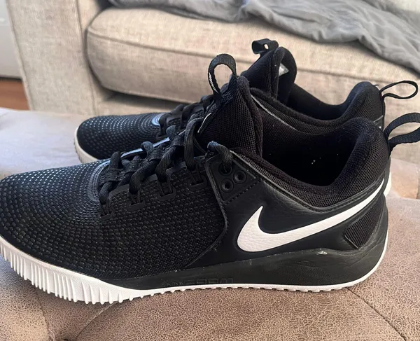 Nike Zoom Hyperace 2 Volleyball Shoes - Image 3