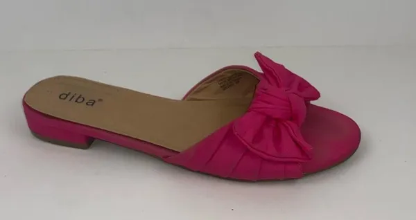 Pink Sandals Flip Flips Size 8 Runs Small - Image 9
