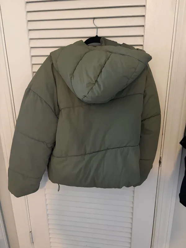 Bershka Puffer Coat - Image 4