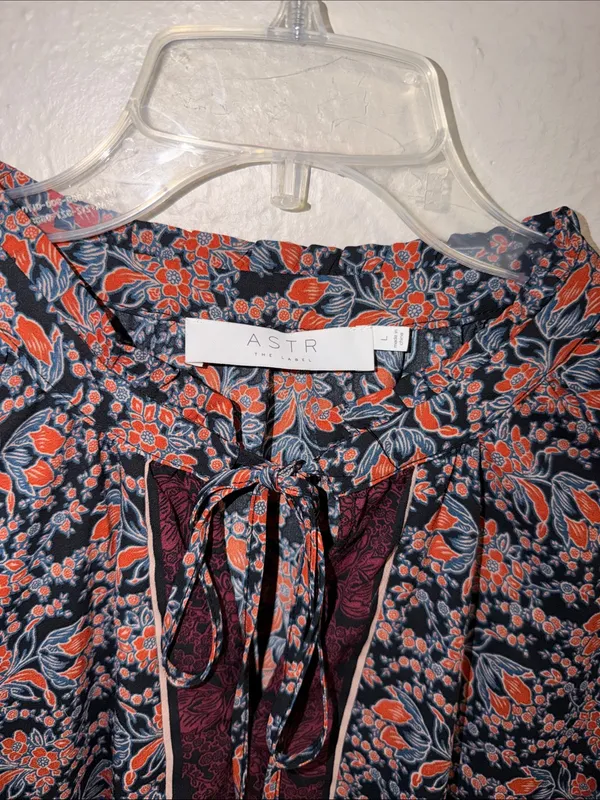 ASTR The Label Bohemian Peasant Tie Neck Smocked Cuffs Floral Blouse Prairie - Image 2
