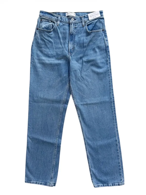 NWT Abercrombie & Fitch The 90’s Straight Ultra High Rise Jeans Size 30/10 - Image 2