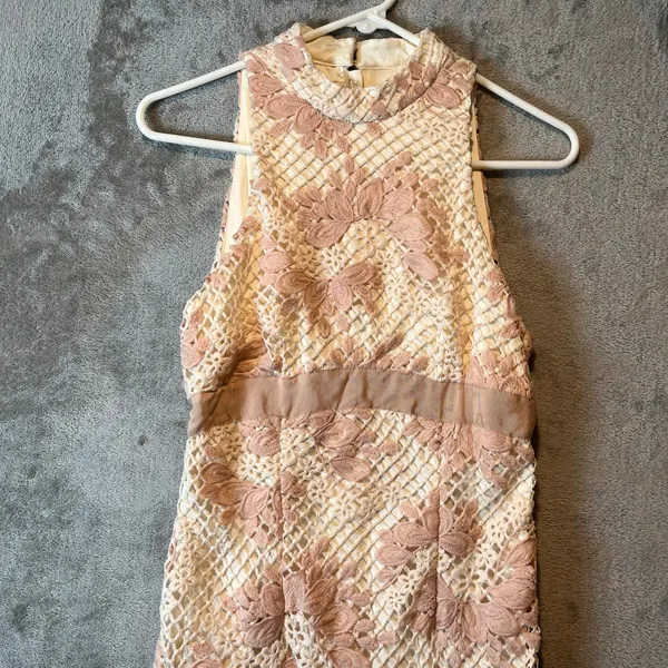 Keepsake Women's No Air Crochet Lace‎ Midi Dress Ivory Blush Pink Floral 4 New - Image 2