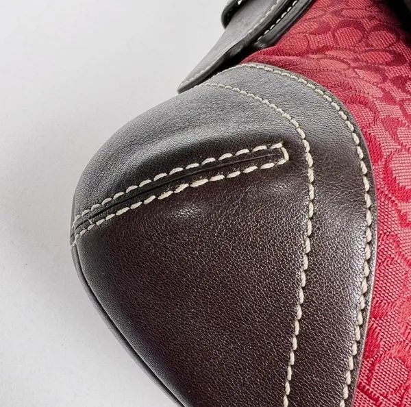 RARE Vintage Coach Mini Soho Signature Red Jacquard Brown Leather Flap Buckle Shoulder Bag - Image 6