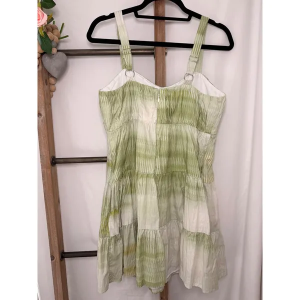 Express Green Tie Dye Ikat Tiered Linen Blend Mini Dress Womens Medium Boho - Image 4