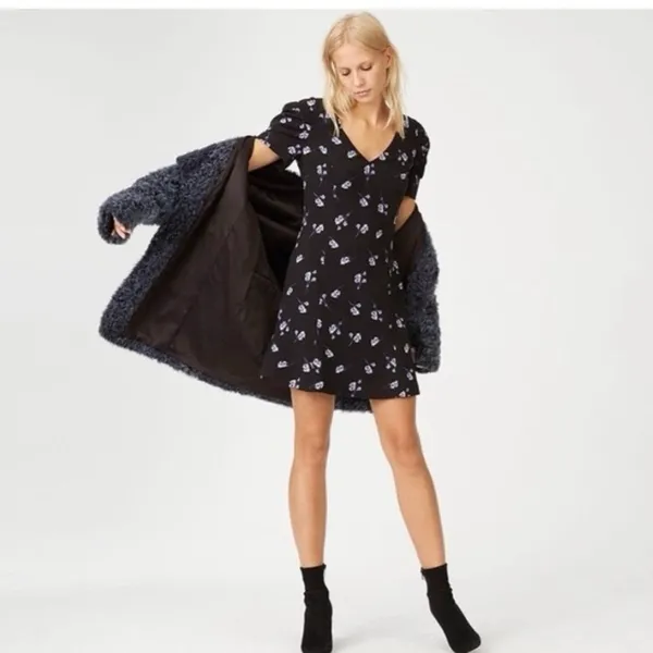 Club Monaco Floral Puff‎ Sleeve V-Neck Mini Dress Black Blue Size 2 - Image 15