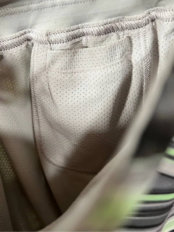 Lululemon Hotty Hot Shorts 4” Special Edition Paint Glide Warp Multi Chrome - Image 7