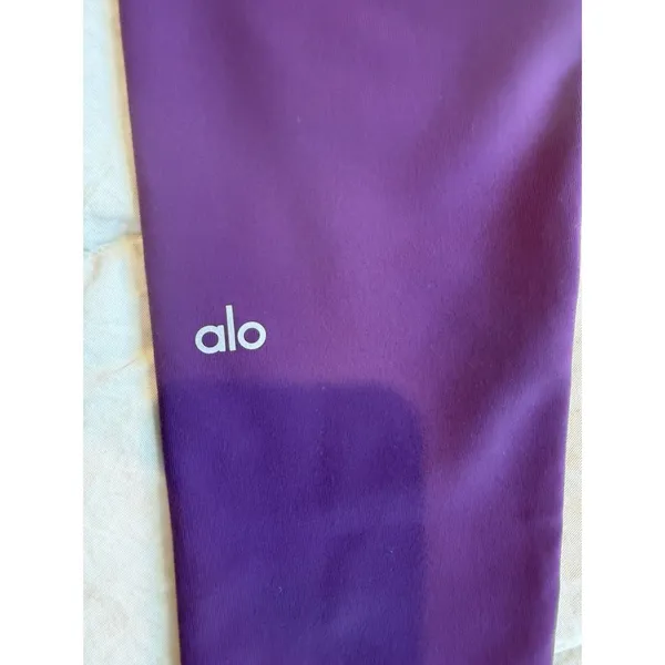 ALO Yoga Airbrush 7/8 Leggings Size S - Image 12